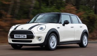 mini cooper classic 5-door tracking front quarter