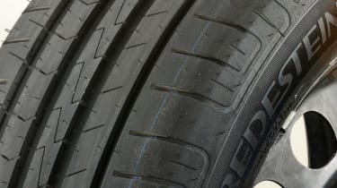 Vredestein Sportrac 5