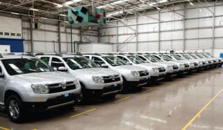 Dacia Duster row