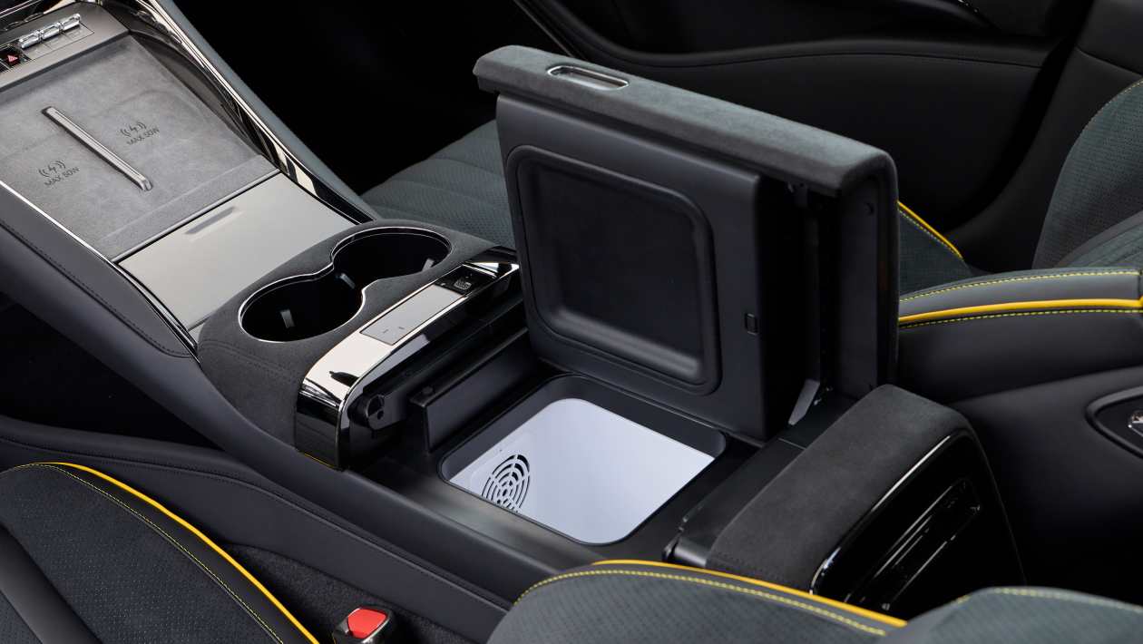 Denza Z9GT refrigerated storage compartment open