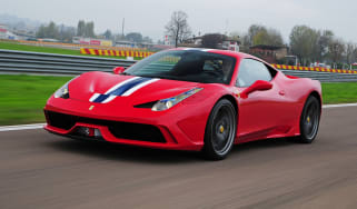 Ferrari 458 Speciale front action