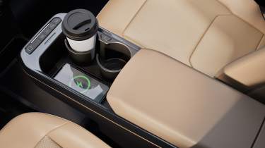 Kia EV5 - centre armrest