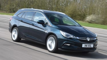Vauxhall Astra ST - front