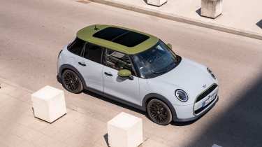 MINI Cooper S 5-Door Paul Smith Edition - front overhead