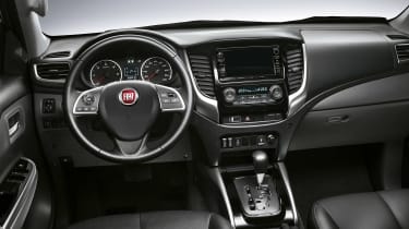 Fiat Fullback Cross interior