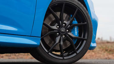 Ford Focus RS Mountune - wheel