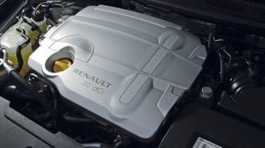 Renault Laguna engine