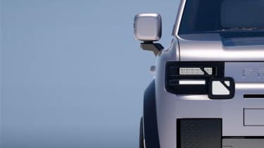 Freelander 8 - front light