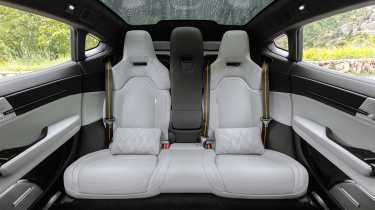 Polestar 5 - seats