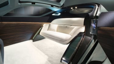 Rolls-Royce Vision Next 100 - rear seats