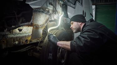 Ring MAGFLEX 1000 Superflex LED utility lamp attached to a Ford Transit&#039;s wheelarch