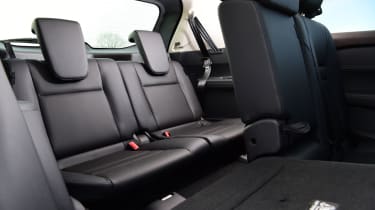 Nissan X-Trail - rear row of seats