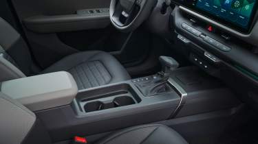 Kia Seltos - centre console