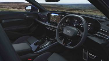 Audi A5 - dashboard side