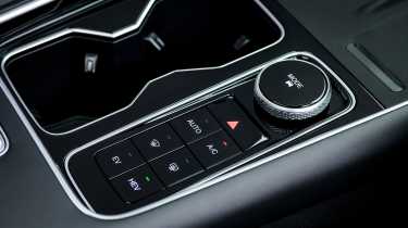 Chery Tiggo 9 - centre console