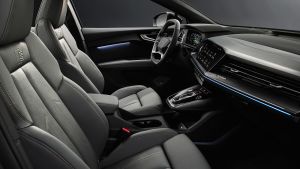 Audi Q4 e-tron - front seats