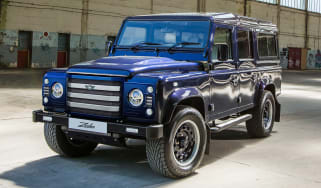 Land Rover Defender Zulu front