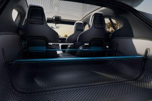 Porsche Mission E Cross Turismo - cabin