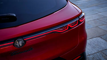 Alfa Romeo Tonale - rear light