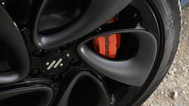 MG IM6 - wheel