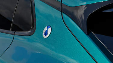 Denza Z9GT EV - rear quarter roofline