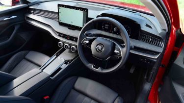 Skoda Superb hatch - dashboard