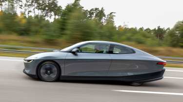 Volkswagen Mission Efficiency - side action