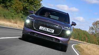Lepas L8 - front end