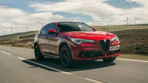 Alfa%20Romeo%20Stelvio%20Quadrifoglio-7.jpg