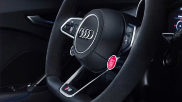 Audi TT RS Coupe - steering wheel