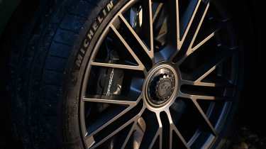 Porsche Panamera Turbo E-Hybrid - alloy wheel