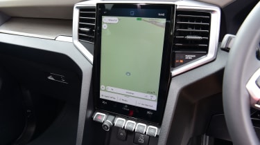 Volkswagen Amarok - infotainment screen