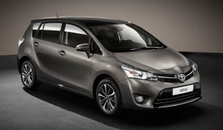 Toyota Verso 2016 - European model front