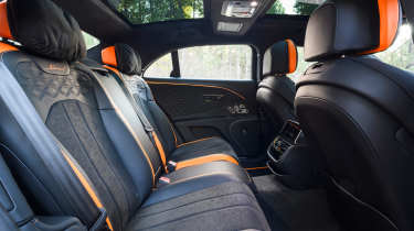 Bentley Flying Spur Speed - rear seats