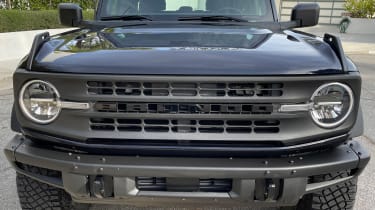 Ford Bronco - grille