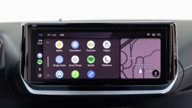Peugeot E-208 infotainment Android Auto screen