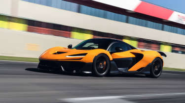 McLaren W1 - front track