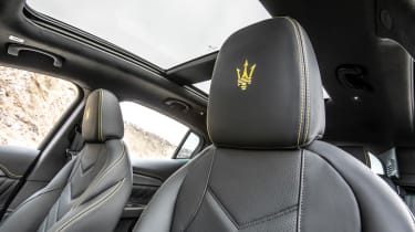 Maserati Grecale Trofeo - front seats