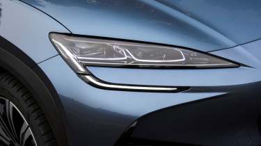 BYD Sealion 7 - front light