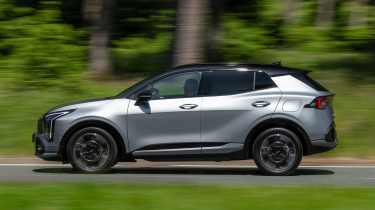 Kia Sportage - side