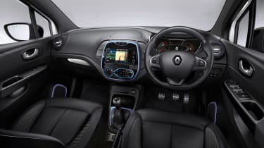 Renault Captur Iconic Nav interior