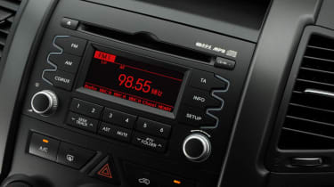 Kia Sorento 2.0 CRDi 2WD radio