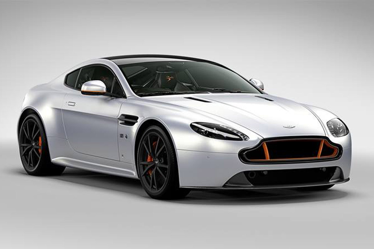 Limited edition Aston Martin V8 Vantage S Blades Edition 