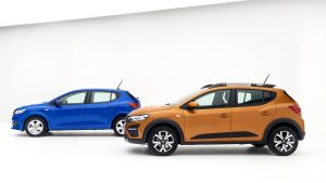 Dacia%20Sandero%20and%20Stepway%202020%20new.jpg