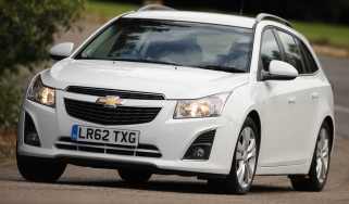 Chevrolet Cruze SW front cornering