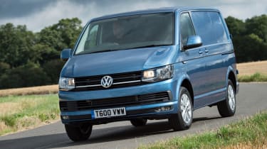 2016 Volkswagen Transporter Review - Drive