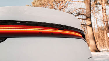 Tesla Model Y facelift - rear light