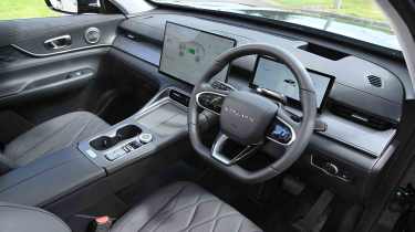 Chery Tiggo 8 - interior