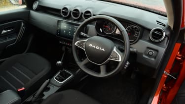 Dacia Duster and MG ZS - dashboard