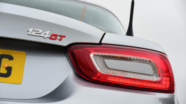 Abarth 124 GT - taillight